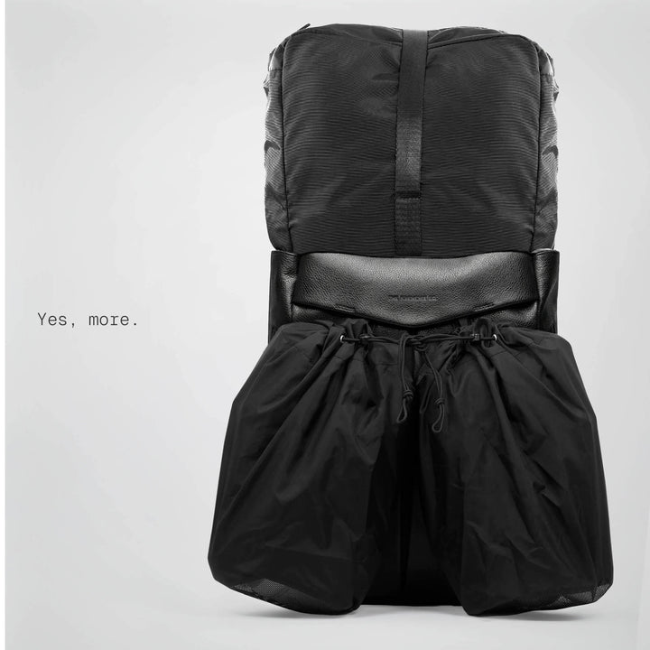 LEATHER ANTI-THEFT SPEED BACKPACK